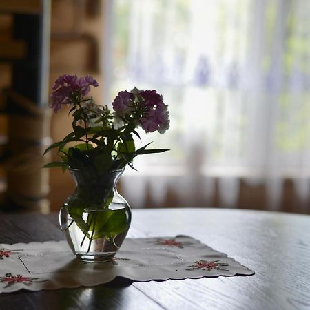 Садиба Between Mountains Mizhhirya  ภายนอก รูปภาพ