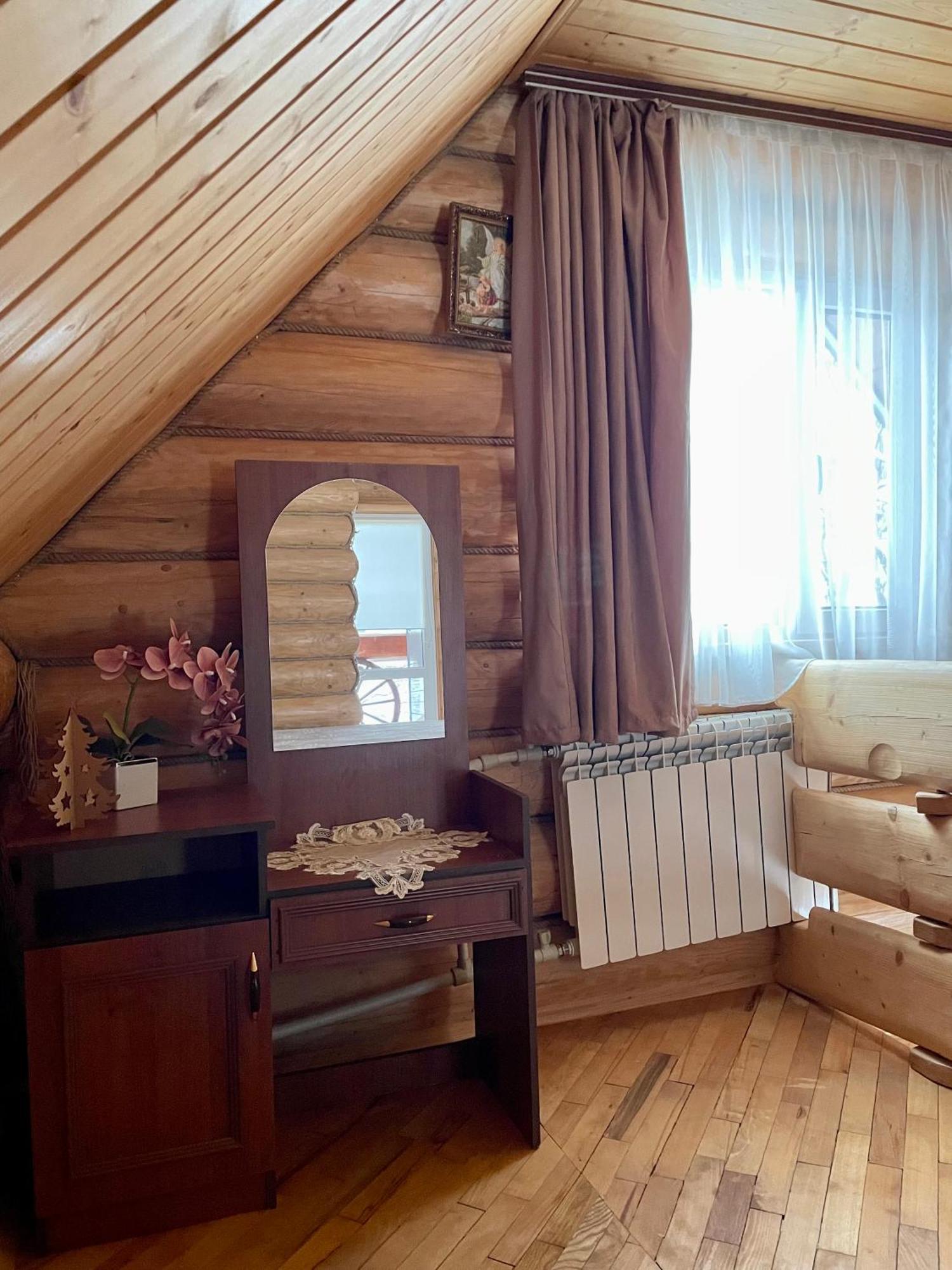Садиба Between Mountains Mizhhirya  ภายนอก รูปภาพ